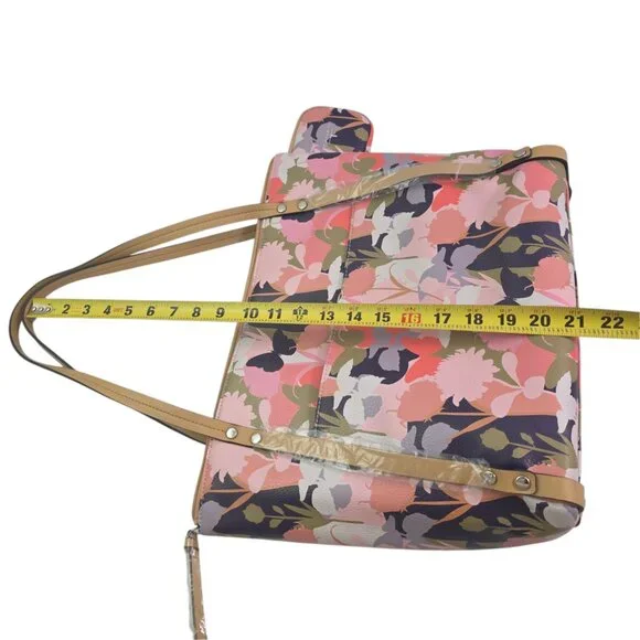 Tahari Mackenzie Vegan Leather Zipper Close Floral Butterfly Tote Bag Purse NWT - Picture 7 of 15